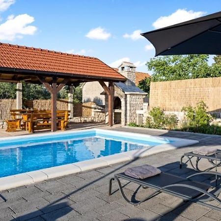 Olive Tree House With Jacuzzi, Wifi And 40M2 Pool Villa Siritovci Eksteriør billede